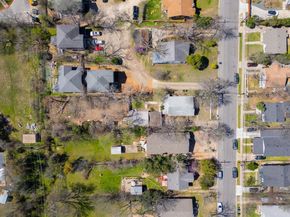 2811 E 22nd ST, Austin TX 78722