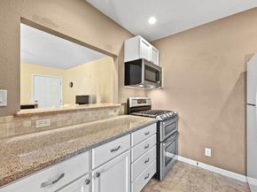 2425 Ashdale DR 28, Austin TX 78757