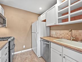 2425 Ashdale DR 28, Austin TX 78757