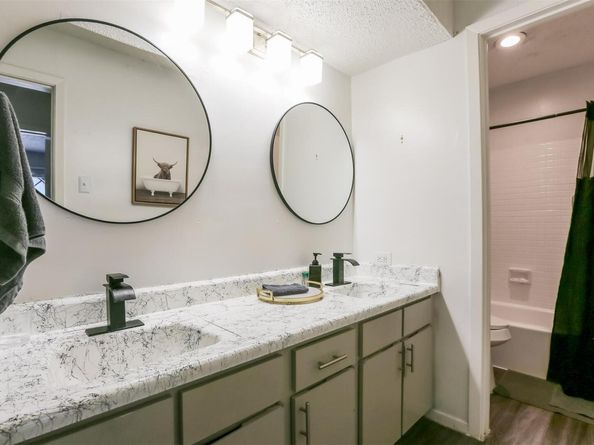 101 E 33rd ST 107, Austin TX 78705