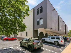 101 E 33rd ST 107, Austin TX 78705