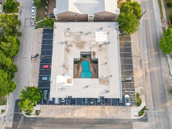 101 E 33rd ST 107, Austin TX 78705
