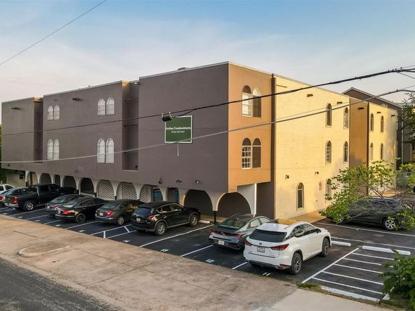 101 E 33rd ST 107, Austin TX 78705