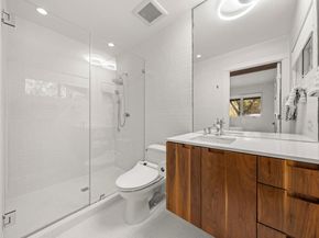 6404 Lakeshore DR, Lago Vista TX 78645