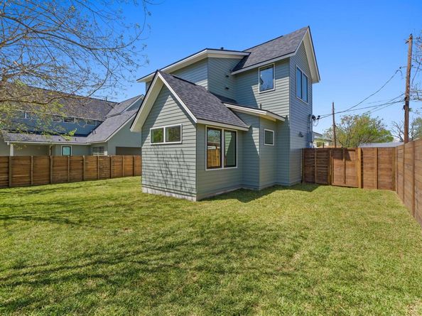4525 S 3rd ST, Austin TX 78745