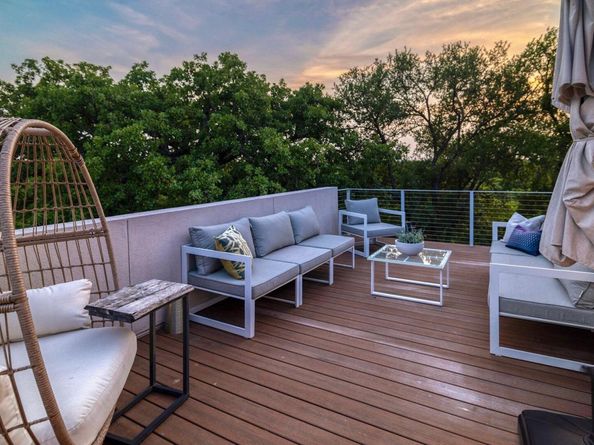 1303 Deloney ST, Austin TX 78721