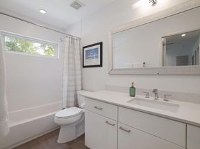 1303 Deloney ST, Austin TX 78721