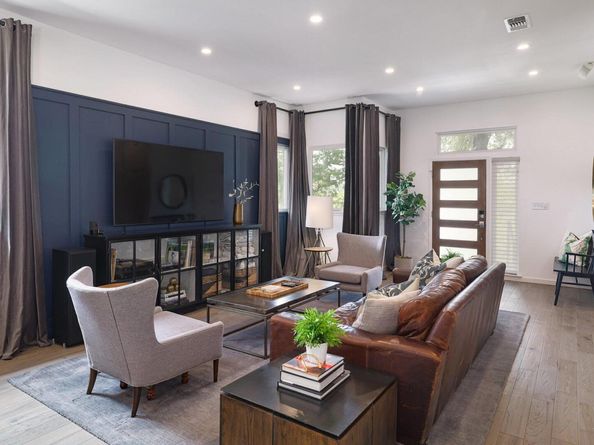 1303 Deloney ST, Austin TX 78721