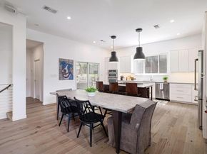 1303 Deloney ST, Austin TX 78721