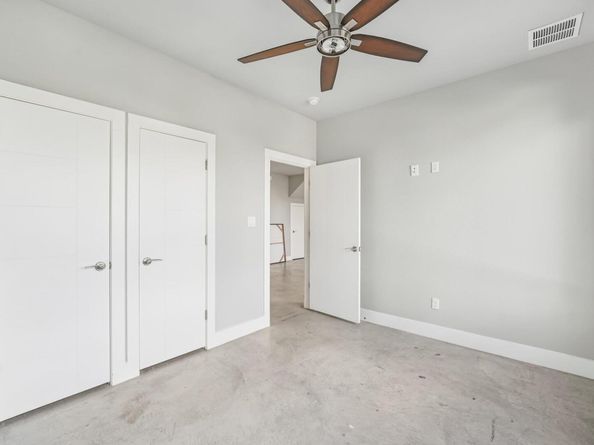18812 Lakeland DR, Lago Vista TX 78645