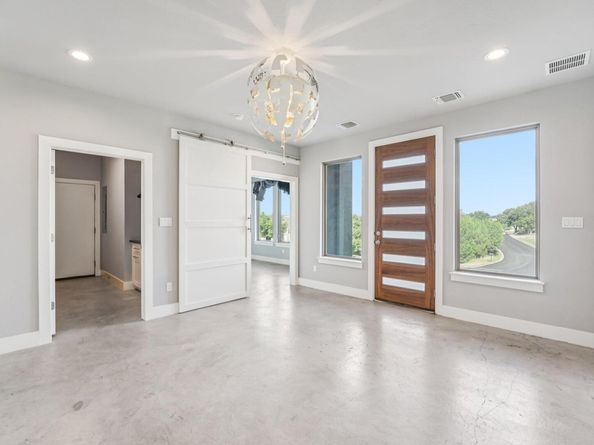 18812 Lakeland DR, Lago Vista TX 78645