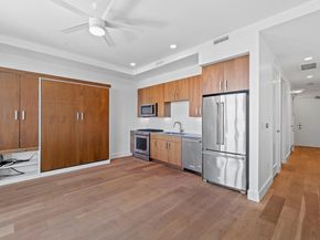 222 WEST Ave 1710, Austin TX 78701