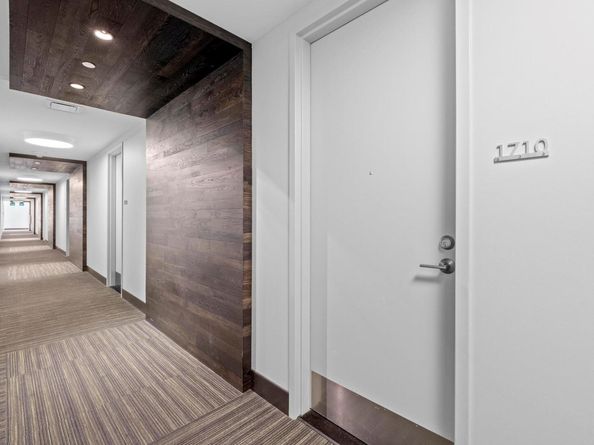 222 WEST Ave 1710, Austin TX 78701