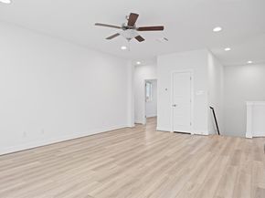 213 Great Lawn BND, Liberty Hill TX 78642