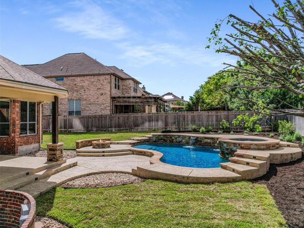 2012 Val Verde DR, Austin TX 78732