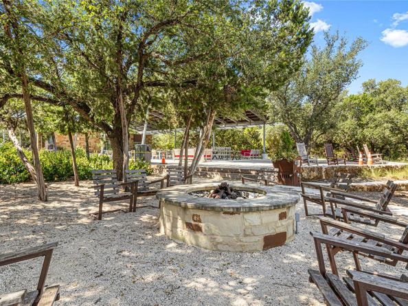 917 Heartleaf DR, Leander TX 78641