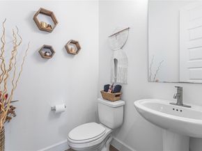 917 Heartleaf DR, Leander TX 78641