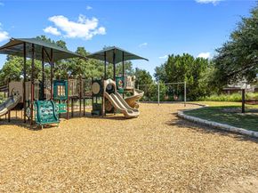 917 Heartleaf DR, Leander TX 78641