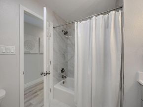 202 S Lake Creek DR, Round Rock TX 78681