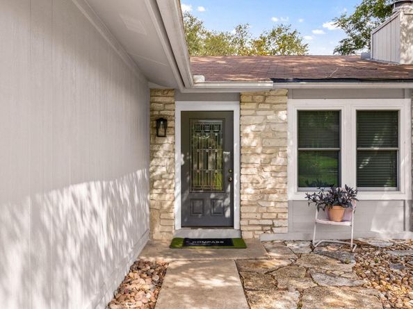 9106 Marsh DR, Austin TX 78748