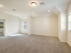 820 Goldilocks LN, Manchaca TX 78652