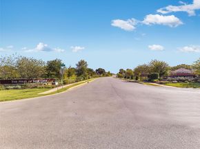 820 Goldilocks LN, Manchaca TX 78652