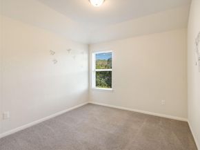 820 Goldilocks LN, Manchaca TX 78652
