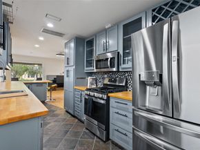 2906 Breeze TER, Austin TX 78722