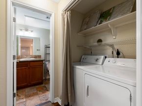 6810 Deatonhill DR 4102, Austin TX 78745