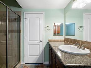 6810 Deatonhill DR 4102, Austin TX 78745