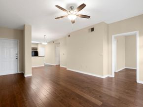 6810 Deatonhill DR 4102, Austin TX 78745
