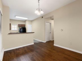 6810 Deatonhill DR 4102, Austin TX 78745