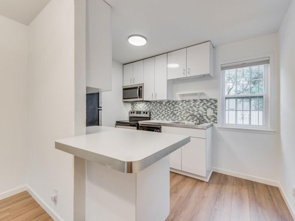 300 Crockett ST 103, Austin TX 78704
