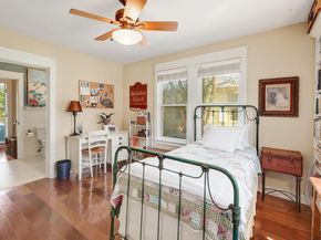 1006 E 44th ST, Austin TX 78751