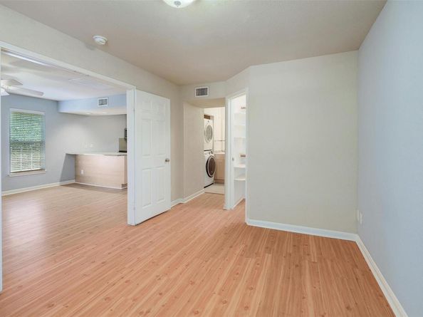 7685 Northcross DR 524, Austin TX 78757