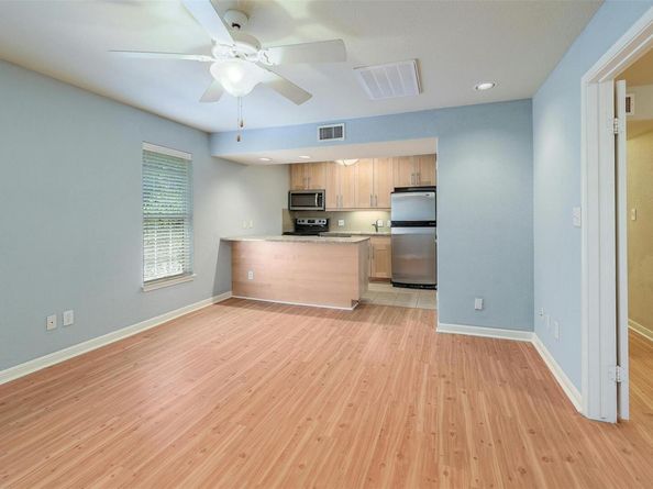 7685 Northcross DR 524, Austin TX 78757