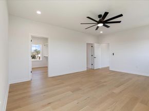 8609 Nina LN, Jonestown TX 78645