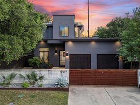 1207 E 13th ST, Austin TX 78702
