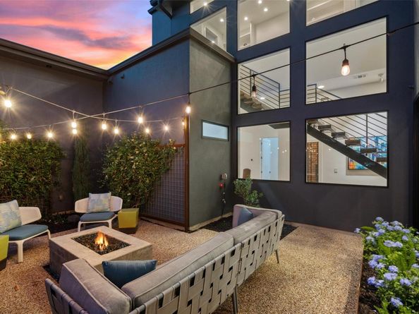 1207 E 13th ST, Austin TX 78702