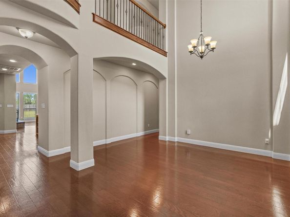 2817 Bear Springs TRL, Austin TX 78748