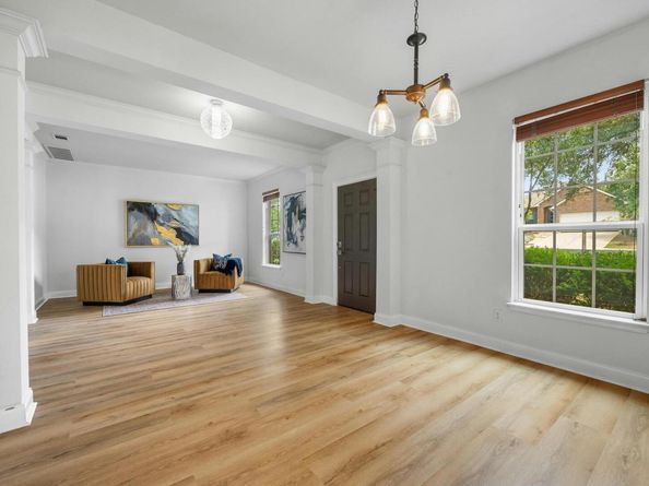 10016 Barbrook DR, Austin TX 78726