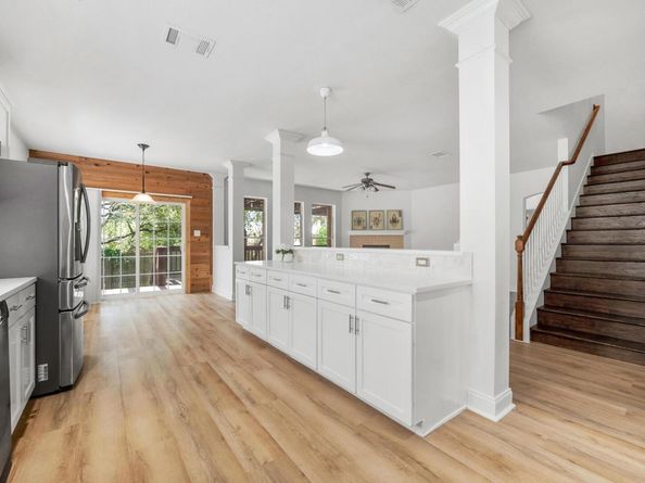 10016 Barbrook DR, Austin TX 78726