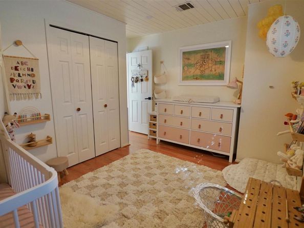 2106 Bluebonnet DR, Round Rock TX 78664