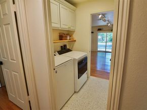 2106 Bluebonnet DR, Round Rock TX 78664