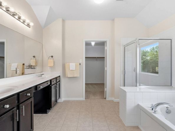 1501 Weatherford DR, Austin TX 78753