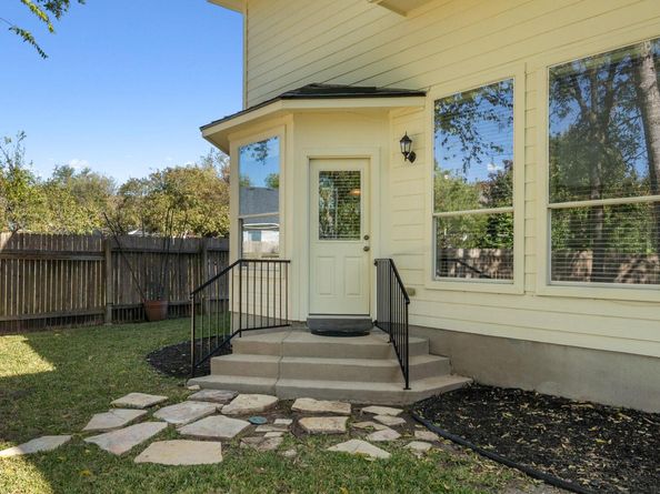 1501 Weatherford DR, Austin TX 78753