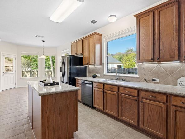 1501 Weatherford DR, Austin TX 78753