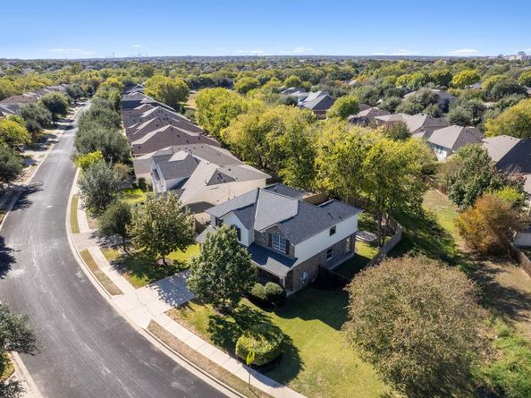 1501 Weatherford DR, Austin TX 78753