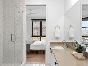 800 Embassy DR 236, Austin TX 78702