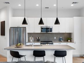800 Embassy DR 236, Austin TX 78702
